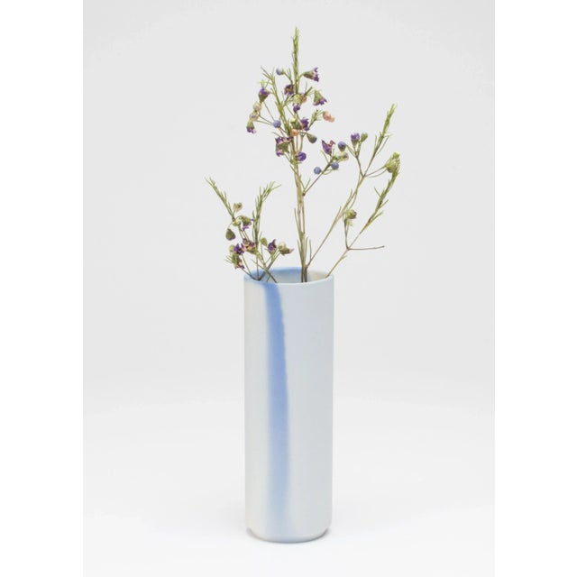 Contemporary Panta Rhei Capillary Effect Vase by Jihye Kang For Sale - Image 3 of 5