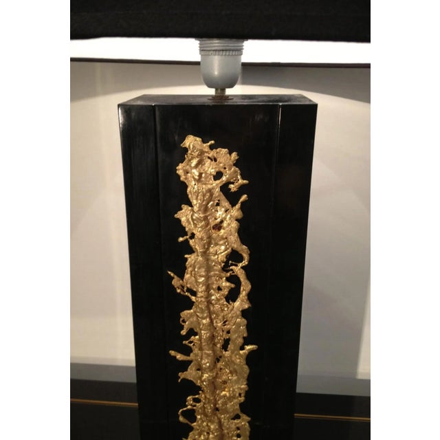 Mid-Century Modern 1970s French Black Lacquered Lamp with Decorative Bronze Element For Sale - Image 3 of 10
