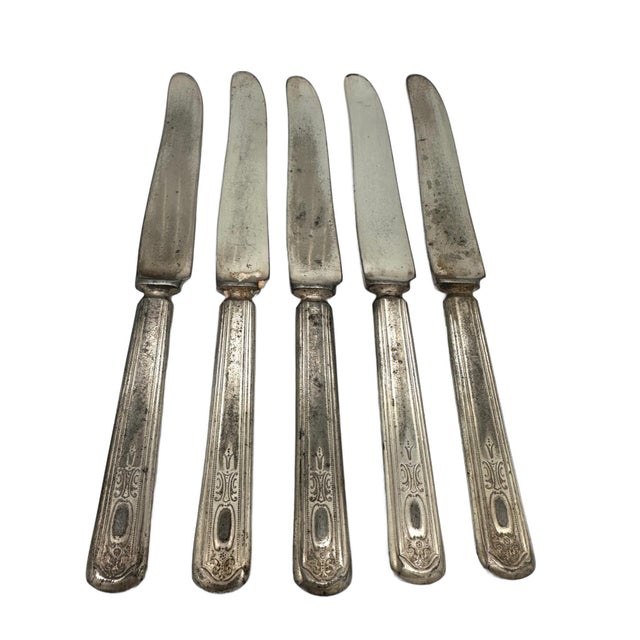 Like repoussé, the chasing technique has been employed by metalworkers for many millennia. One form of it, called ‘flat...