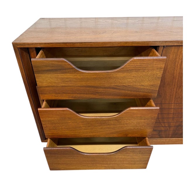 Wood Mid-Century Modern Tambour Walnut 9-Drawer Dresser For Sale - Image 7 of 9