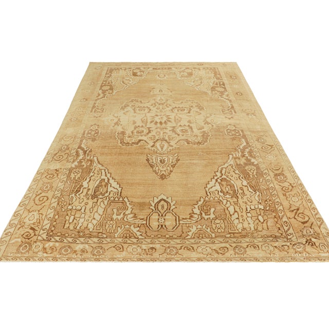 Traditional Vintage Turkish Rug in Beige-Brown With Floral Medallion, From Rug & Kilim For Sale - Image 3 of 8