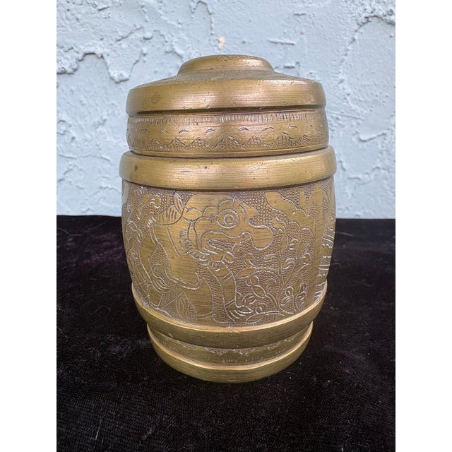Vintage Hand-Etched Asian Brass Covered Jars – Set of 2 Decorative Canisters For Sale - Image 12 of 12