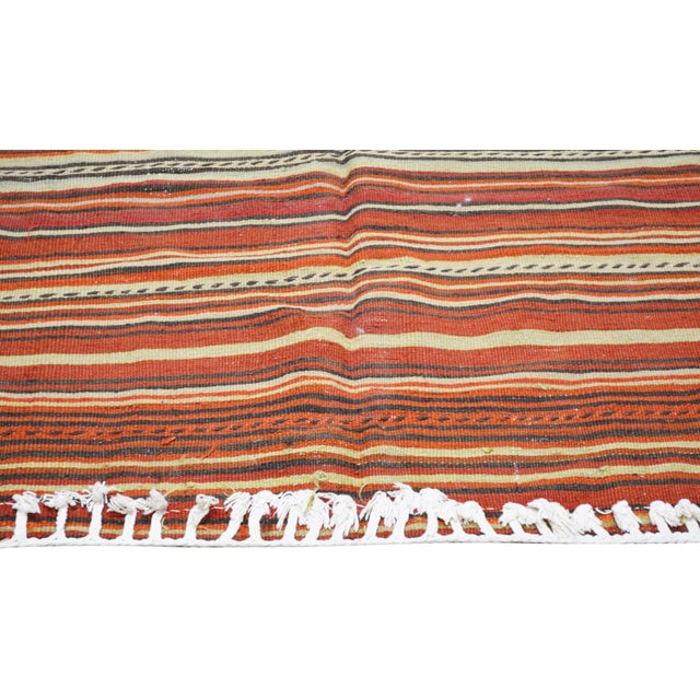 1960s Vintage Turkish Anatolian Handmade Hand Woven Kilim With Natural Colors,4'8"x8'2" For Sale - Image 4 of 7