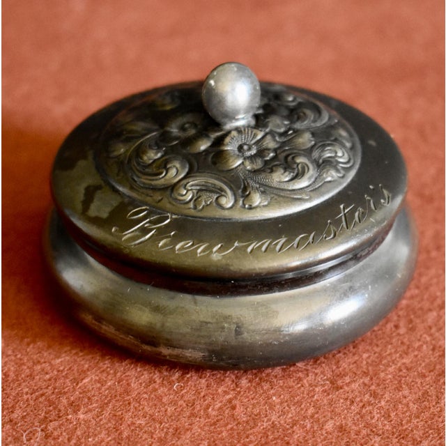 Victor Silver Co Box Antique Silver Plate Collar Button Engraved Brewmasters For Sale - Image 12 of 16