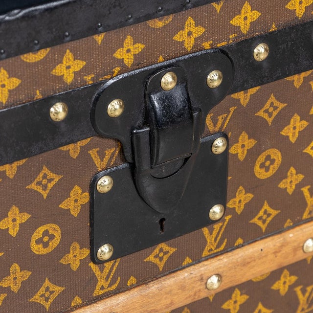 Antique 20th Century Hat Trunk in Monogram Canvas from Louis Vuitton, Paris, 1900s For Sale - Image 15 of 18