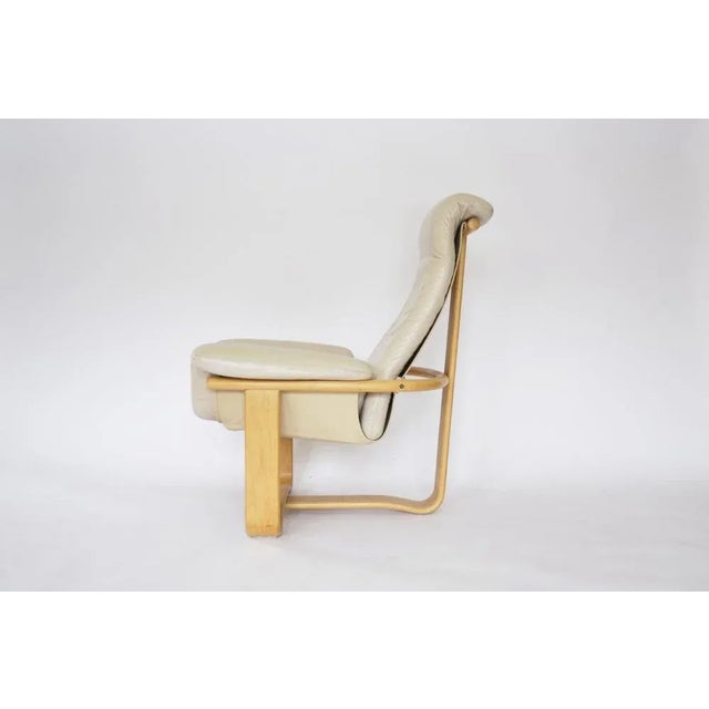 Original Manta Lounge Chair, designed by Ingmar Relling in the 1970s and manufactured by Westnofa in Norway. The soft...