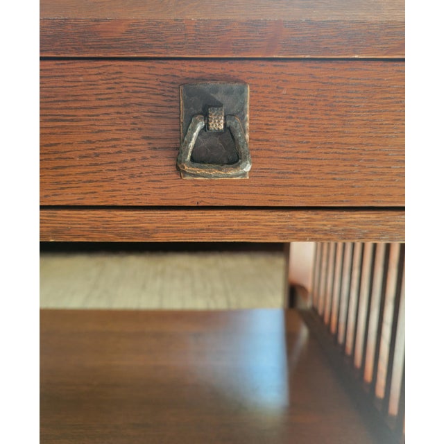 Mission Stickley Mission Collection Oak Spindle 3-Drawer Cocktail Table For Sale - Image 3 of 10