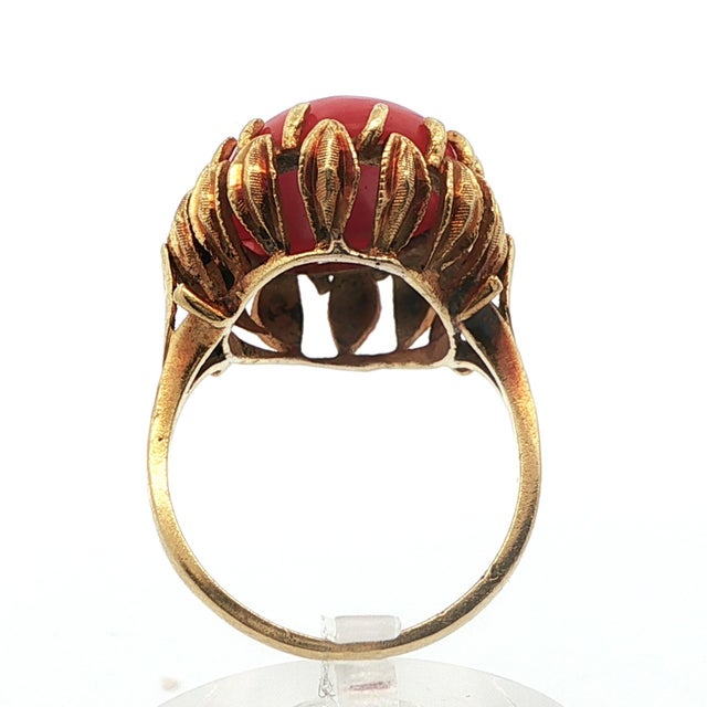1950s 18k Yellow Gold Coral Ring, Size 6.5 For Sale - Image 10 of 11