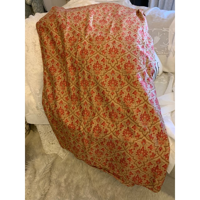 Lauren Ralph Lauren Vintage Ralph Lauren Langham Red Gold Paisley King Duvet Cover, 280 Thread Count For Sale - Image 4 of 12