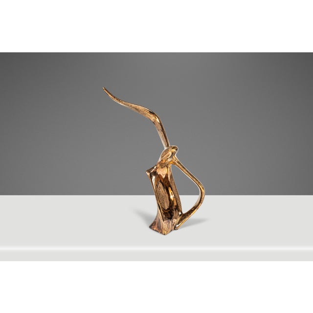 1980s Mid-Century Modern Acid Etched Seagull Bird in Flight Table Sculpture in Porcelain, Usa, C. 1980s For Sale - Image 5 of 18