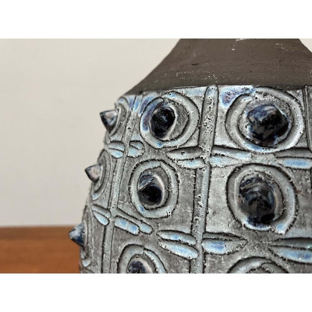 Mid-Century Modern Danish Studio Pottery Table Lamp from Jette Hellerøe, 1960s For Sale - Image 11 of 18