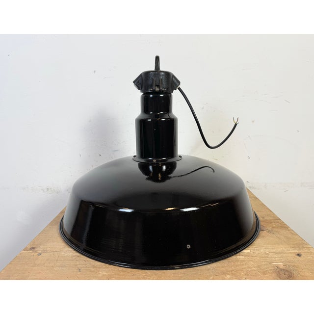 Large Industrial Black Enamel Factory Lamp with Cast Iron Top from Elektrosvit, 1950s For Sale - Image 16 of 18