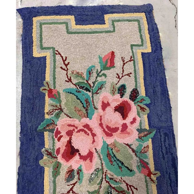 1920s Handmade Antique American Hooked Rug 2' X 3.8' For Sale In New York - Image 6 of 8