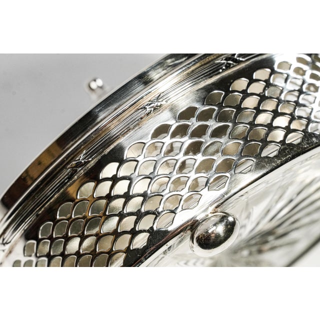 Stunning Round Antique Tiffany & Co. Sterling Silver Cut Crystal Jewelry Box Luxury Home Decor For Sale In New York - Image 6 of 15