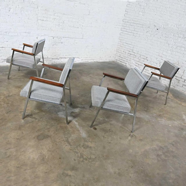 Mid-Century Modern Mid-Century Modern Industrial Style Chrome & Gray Armchairs by Steelcase Set of 4 For Sale - Image 3 of 13