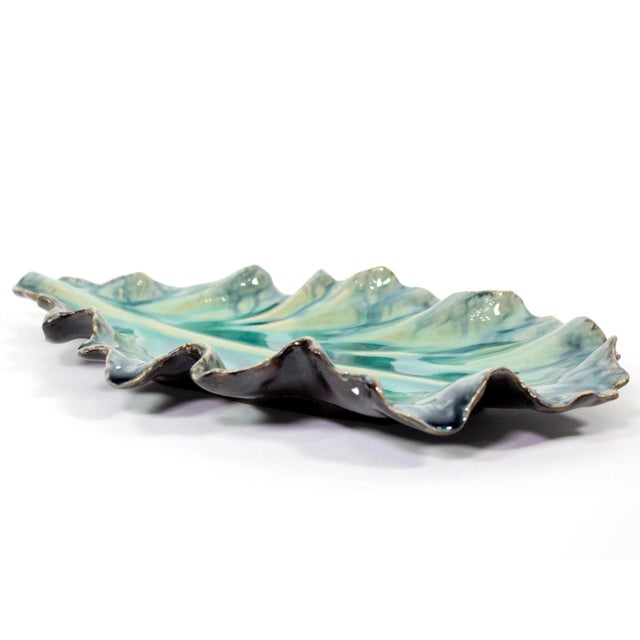 Majolica Platter in Aquamarine by Jardins en Fleur For Sale In Los Angeles - Image 6 of 12