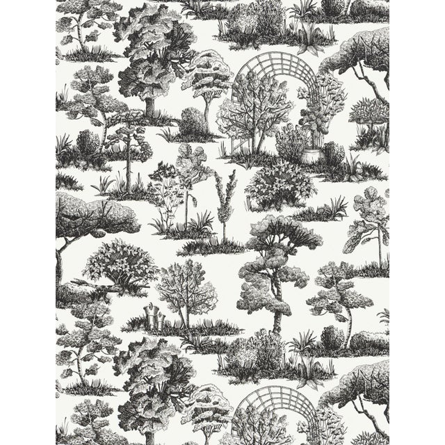 This hand-penned quiet garden scene gives classic toile a fresh look. Proudly printed at the Scalamandré Press in eleven...