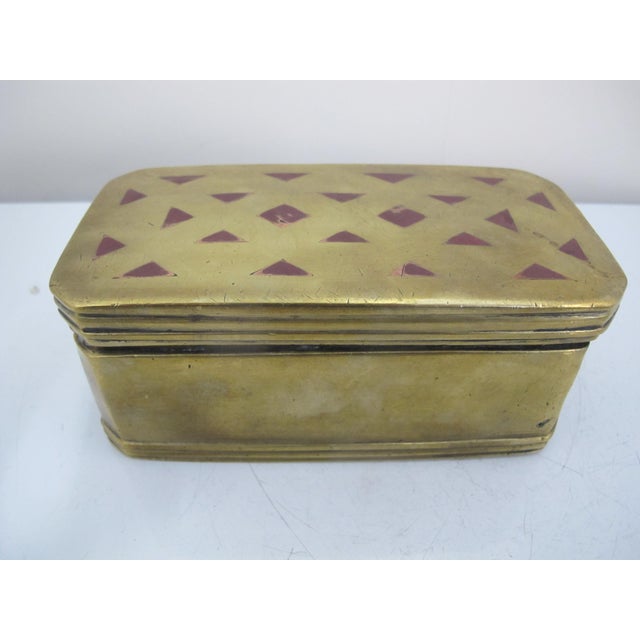Late 19th Century Antique Mindanao East Indian Brass Copper Inlay Betel Nut Snuff Box For Sale - Image 5 of 11