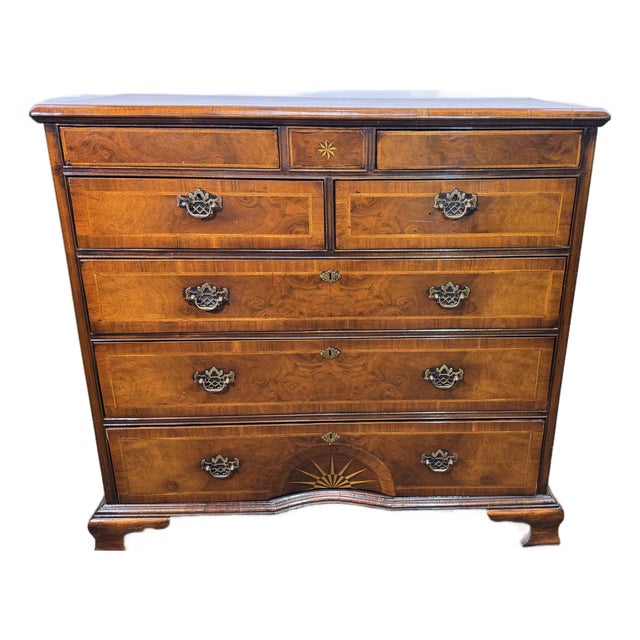 Antique English George III Burl Walnut Chest of Drawers With Inlaid Concave Sunburst - Nautica Star and Two Secret Drawer For Sale