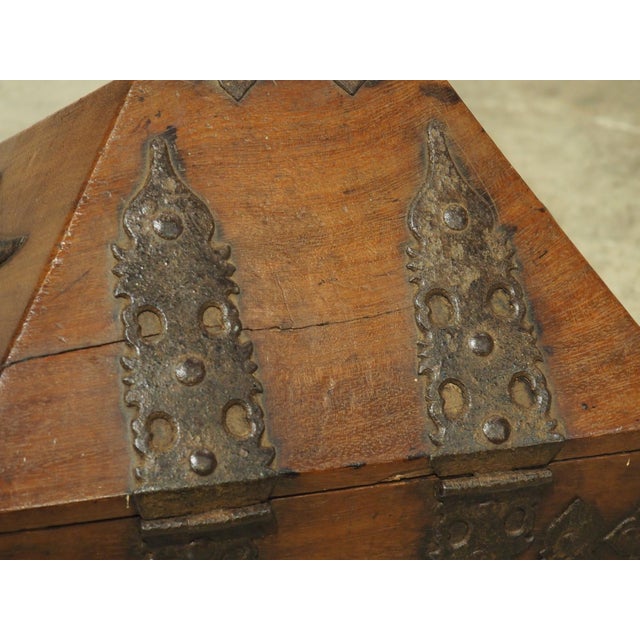 Wood 19th Century Pyramidal Wooden and Iron Kerala Table Box, Southern India For Sale - Image 7 of 17