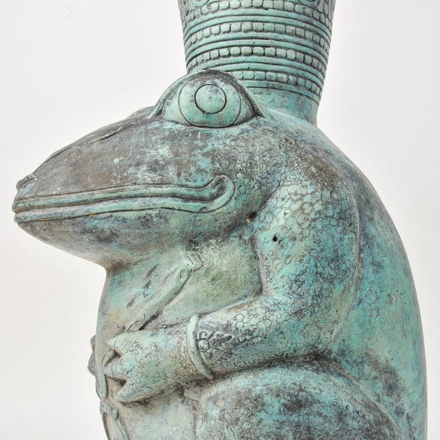 An incredible, unique piece of vintage garden decor this prince frog is sure to charm. Made of a metal copper alloy,...