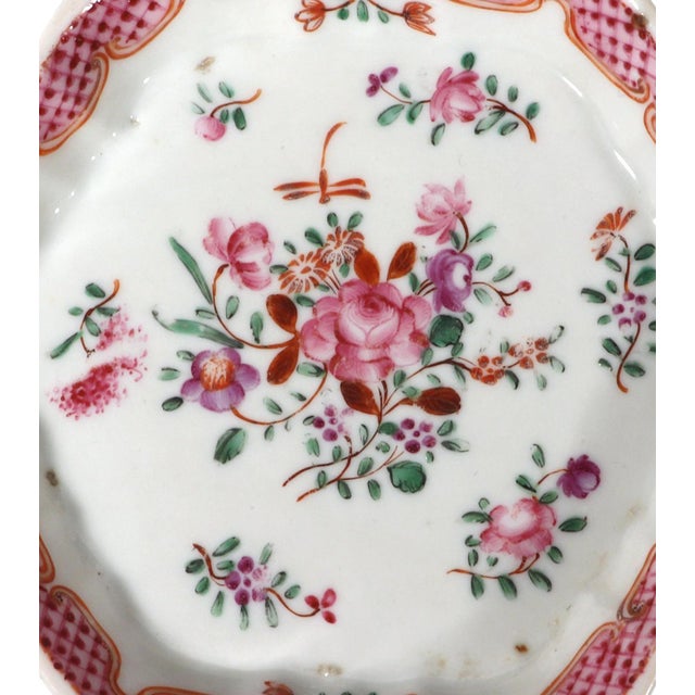 Chinese Export Porcelain Famille Rose Teapot Stand With Puce Diaper Border, Circa 1775 For Sale - Image 4 of 12