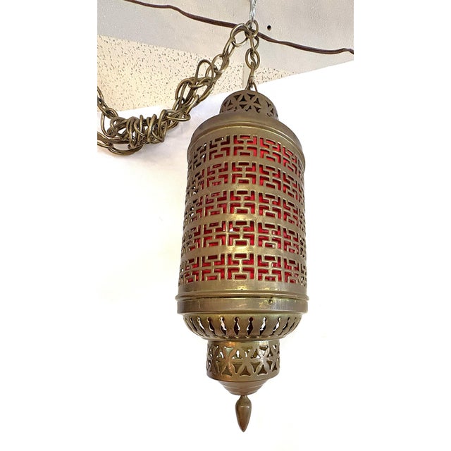 1900's Middle Eastern Hammered & Pierced Brass Swag Electrified Lanterns With Red Liner- A Pair For Sale - Image 4 of 18