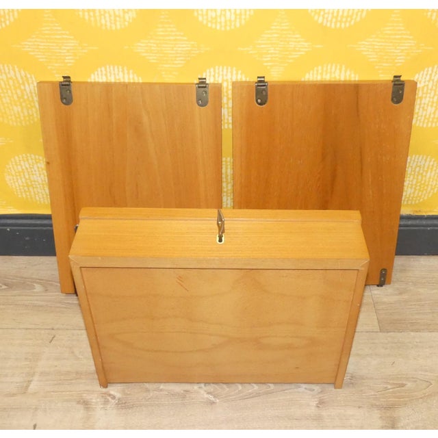 Mid-Century Modern Swedish Shelf Unit in Ash by Nisse Strinning for String, 1960s For Sale - Image 13 of 14