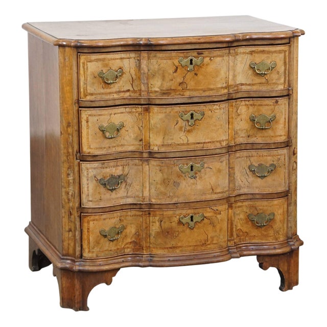 18th Century Baroque Organ-Curved Burr Walnut Wooden Chest of Drawers For Sale