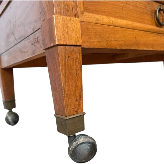 Baker Milling Road Walnut Hollywood MCM Regency Server Rolling Bar Cart Table For Sale - Image 9 of 10