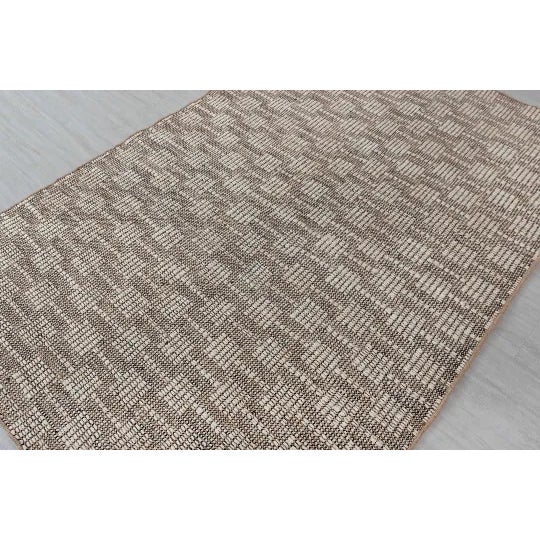 Textile White Wool Jute Hand Woven Rug - 5x7 Ft. For Sale - Image 7 of 11