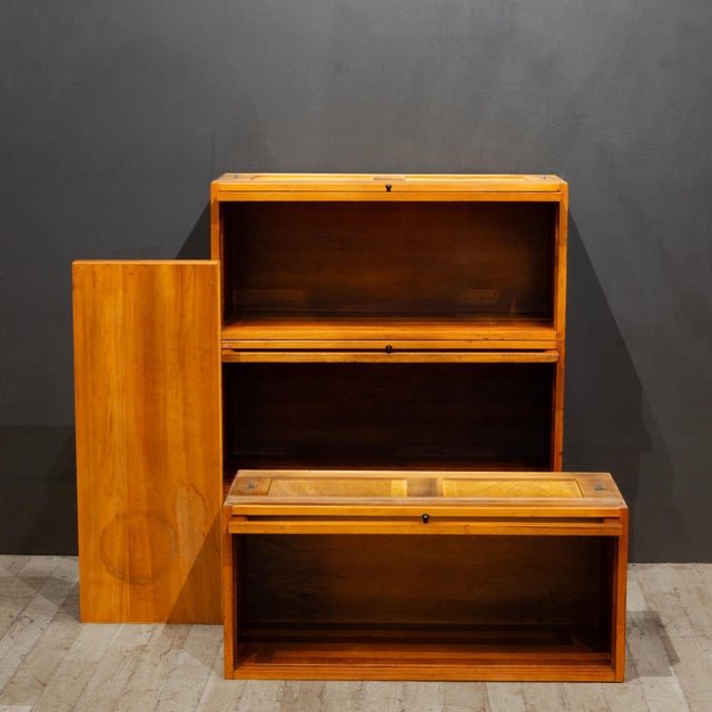 Antique Globe Wernicke 3 Stack Lawyer's Bookcase c.1910-1930 For Sale - Image 10 of 11