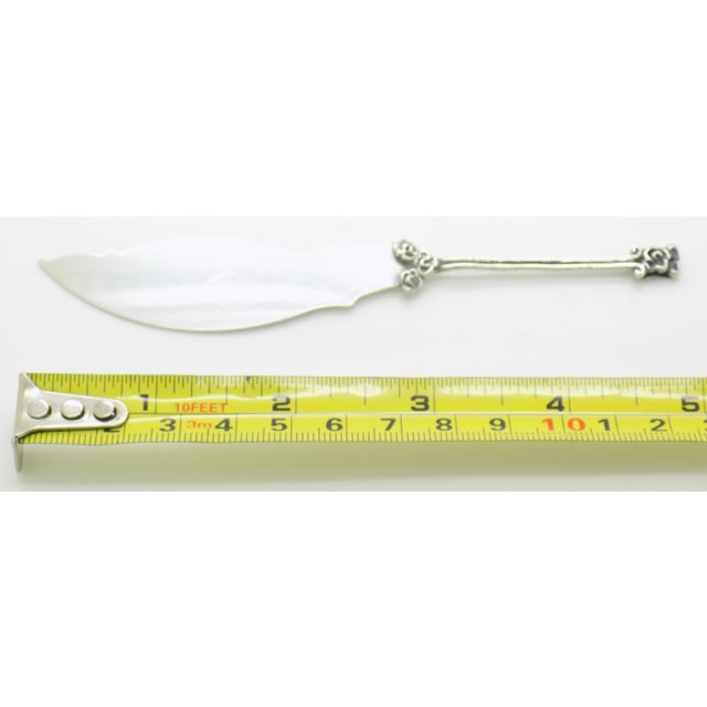 Silver Vintage Italian Handmade Genuine Silver Butter Knife With Flower Design For Sale - Image 8 of 8