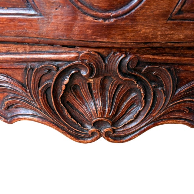 French 18th Century French Louis XV Carved Walnut Serpentine Chest For Sale - Image 3 of 4
