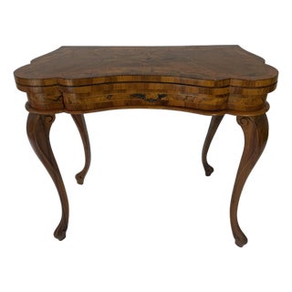 Antique Burl Game Table in Walnut, 1800s For Sale