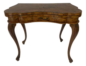 Antique Burl Game Table in Walnut, 1800s