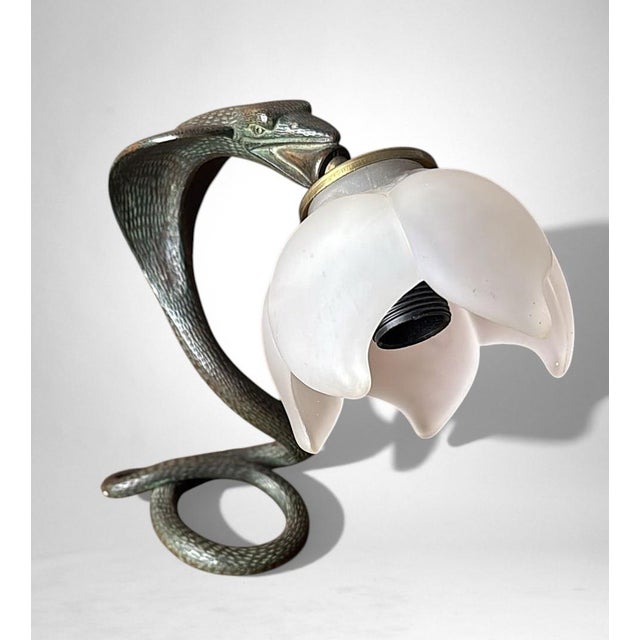 Mid 20th Century Mid 20th Century Italian Art Deco Table Lamp in Metal and Frosted Glass For Sale - Image 5 of 18