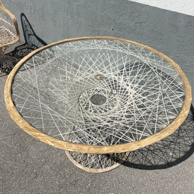 Mid Century Modern Spun Fiberglass Dining Set - 5 Pieces For Sale - Image 10 of 12