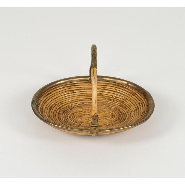Mid-Century Modern Oval Bowl in Rattan and Brass, 1970s For Sale - Image 11 of 15