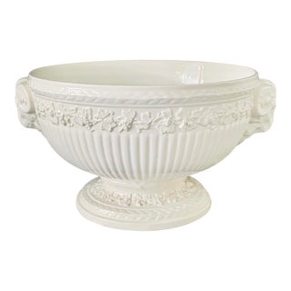 Late 1940s Pedestal Centerpiece Bowl With Rams Handles by Wedgwood Etruria and Barlaston Embossed Queen’s Ware For Sale