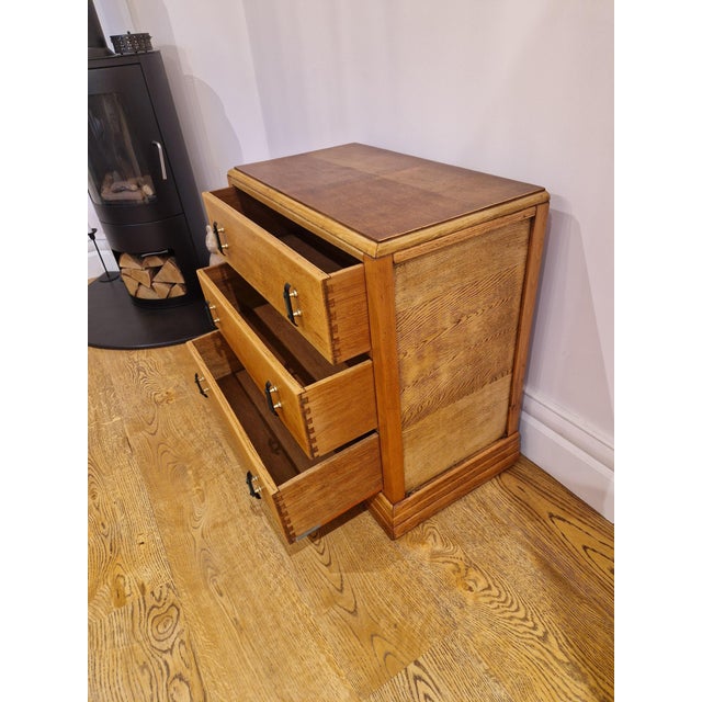 Art Deco Oak Chest of Drawers, 1930s For Sale - Image 16 of 17