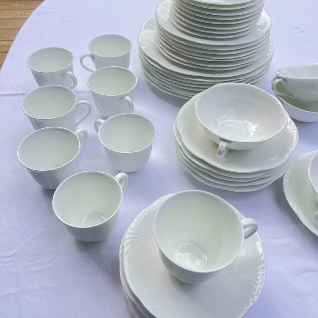1990s Villeroy and Boch "Arco Weiss" bone China dishes set // scalloped edge with embossed rim // dishwasher safe fine china // W. Germany For Sale In Kansas City - Image 6 of 9