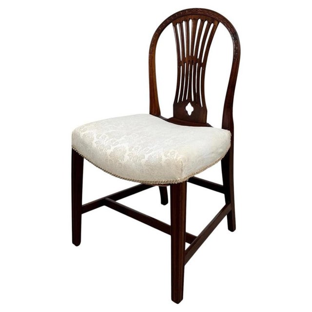 19th Century Antique English Hepplewhite Dining Chairs, Set of 8 For Sale - Image 4 of 9
