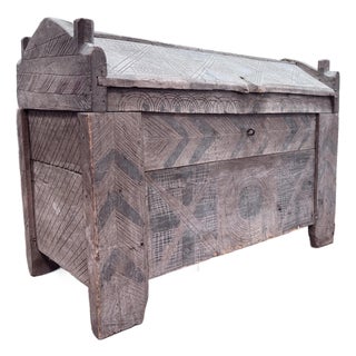 Antique Carpathian Carved Dowry Chest, "Shepherd's Chest," Romania, Late 19th Century For Sale