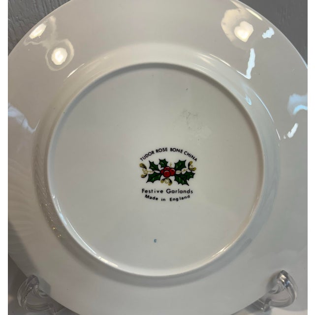 Late 20th Century Vintage English Tudor Rose Bone China “Festive Garlands” Dessert Plates- Set of 18 For Sale - Image 5 of 5