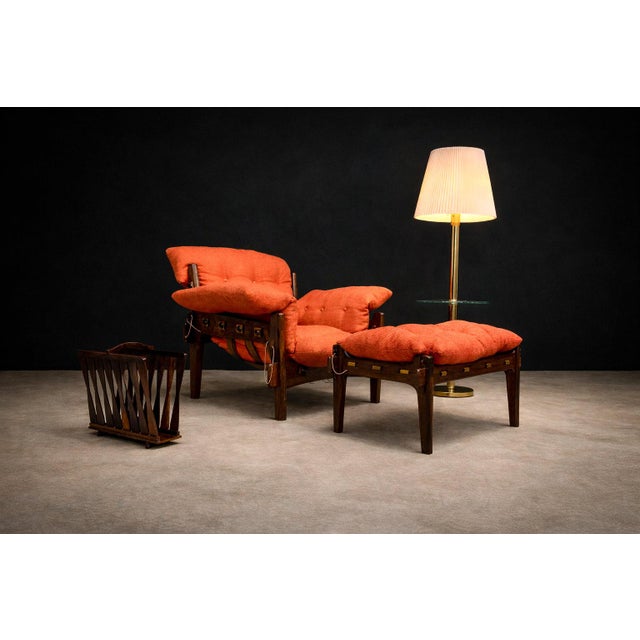 Designed in 1963 and produced for a single year, the “Moleca” lounge chair stands among Sergio Rodrigues’ most collectible...