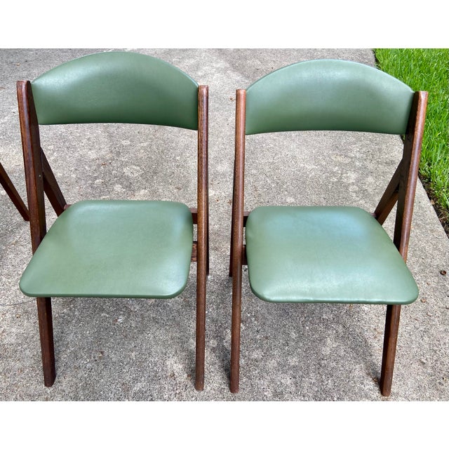 1960s Vintage Stakmore MidCentury Modern Folding Card Table Set with Four Chairs Set of 5