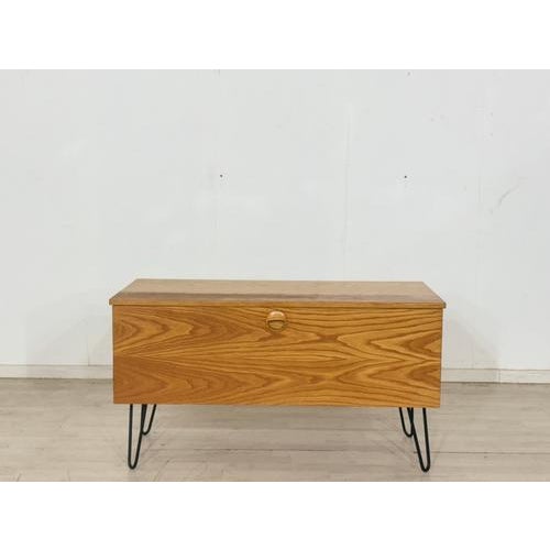 For sale is a beautiful chest of drawers from the Hellerau 427 series by Deutsche Werkstätten. This piece of furniture...