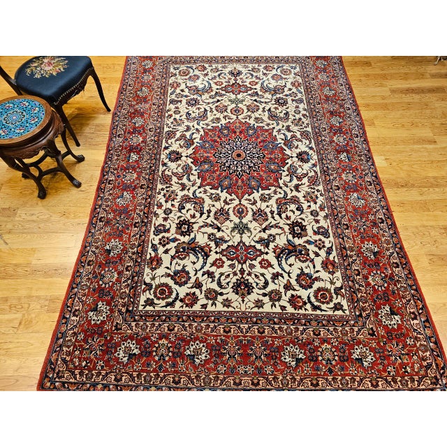 1900 - 1909 Vintage Persian Isfahan Rug, Hand-Knotted Wool, Floral Pattern, Ivory & Red, 7x11 For Sale - Image 5 of 18