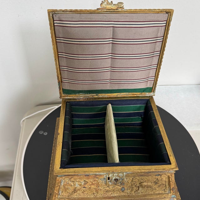 Gold Vintage or Antique Patinated Gilt Bronze Jewelry Casket or Dresser Box 8.5"x7.5"x4.25" For Sale - Image 8 of 12